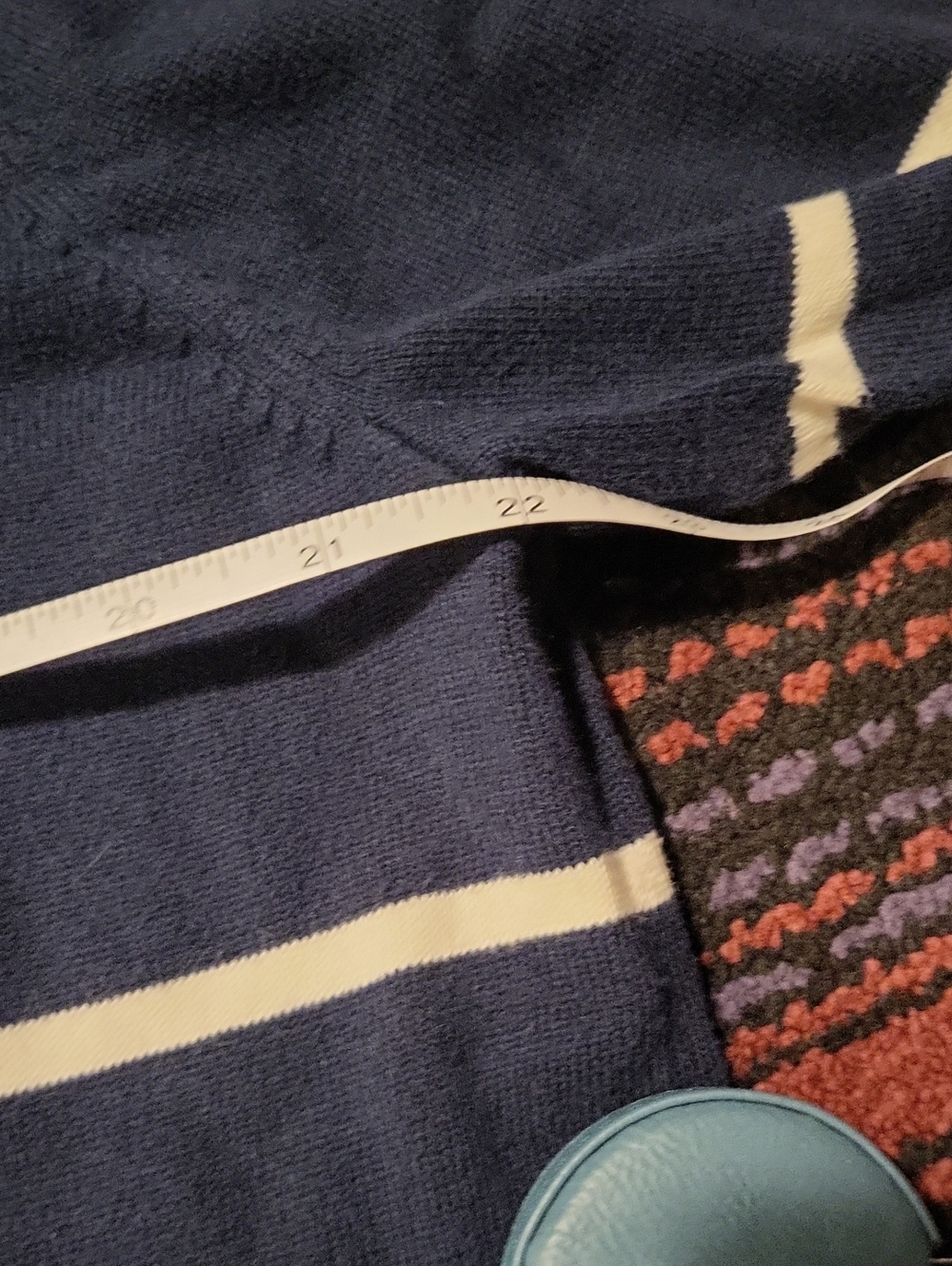 Mens Sweaters - Picture 6 of 10